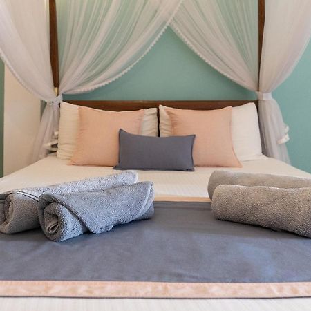 Rise - Bed & Breakfast Weligama Exterior foto