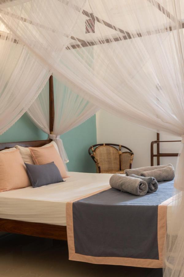 Rise - Bed & Breakfast Weligama Exterior foto