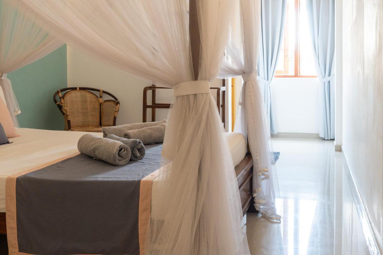 Rise - Bed & Breakfast Weligama Exterior foto