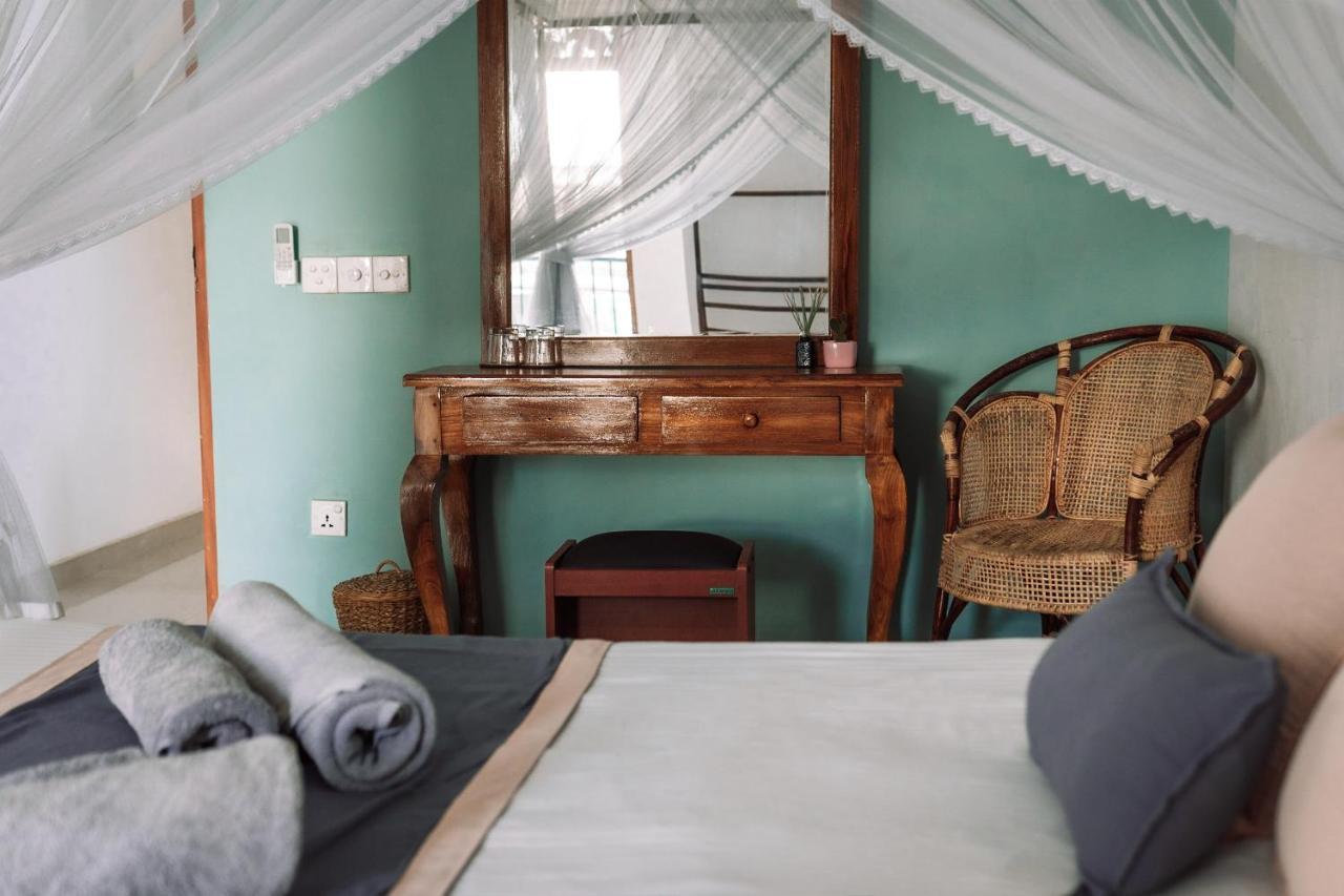 Rise - Bed & Breakfast Weligama Exterior foto