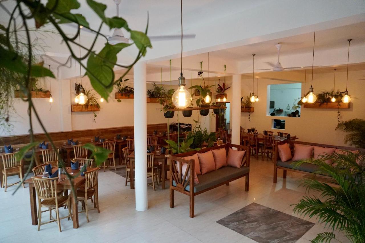 Rise - Bed & Breakfast Weligama Exterior foto